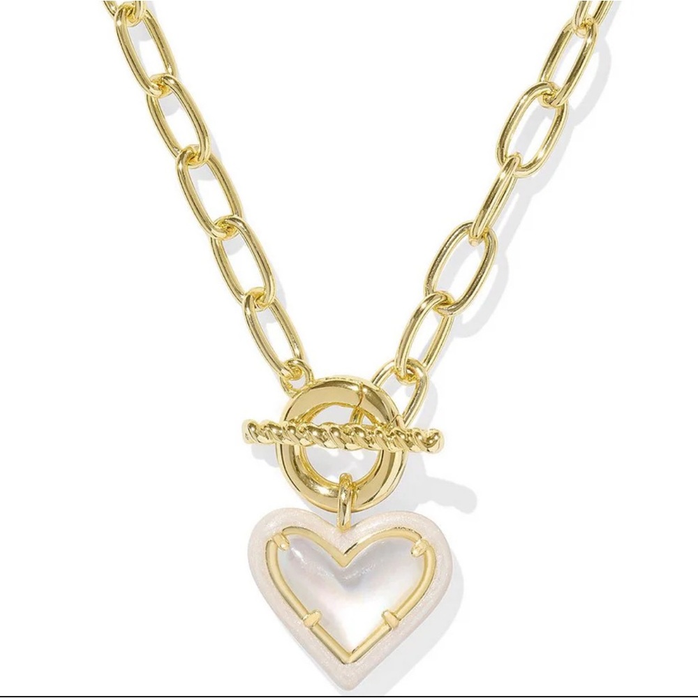 KENDRA SCOTT ARI ENAMEL PENDANT GOLD